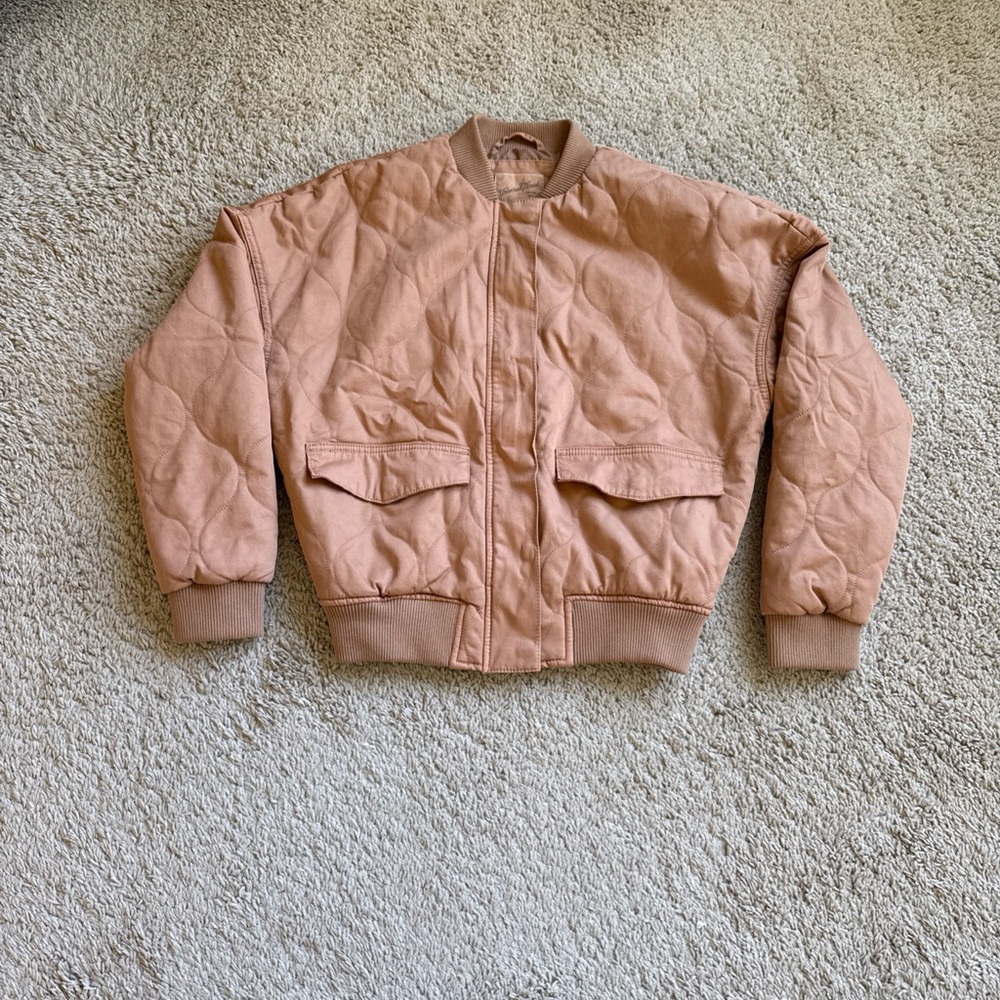 (SOLD) NWOT Universal Threads Quilted Bomber Jacket in Camel/Tan